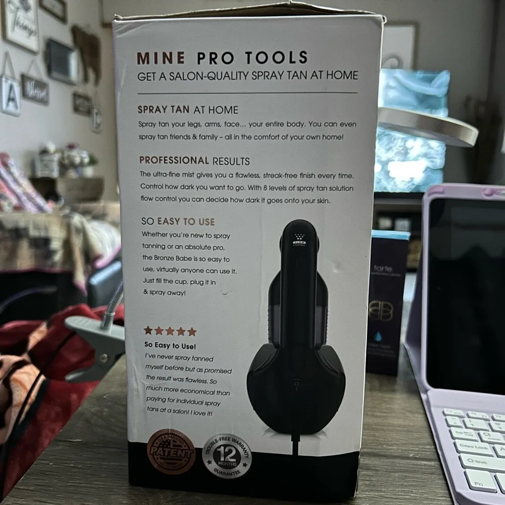 NEW IN BOX - MineTan Bronze Babe Home Spray Tan Kit - Pink Sprayer - Picture 4 of 16